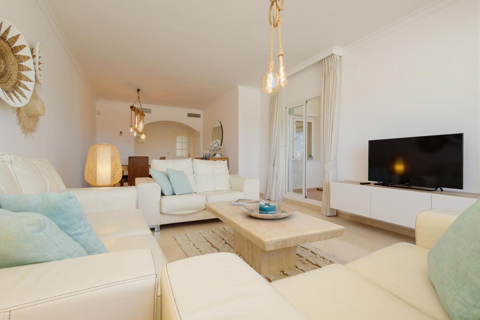 Apartment With Pool And Private Terrace With Sea Views In Elviria Apartment Marbella