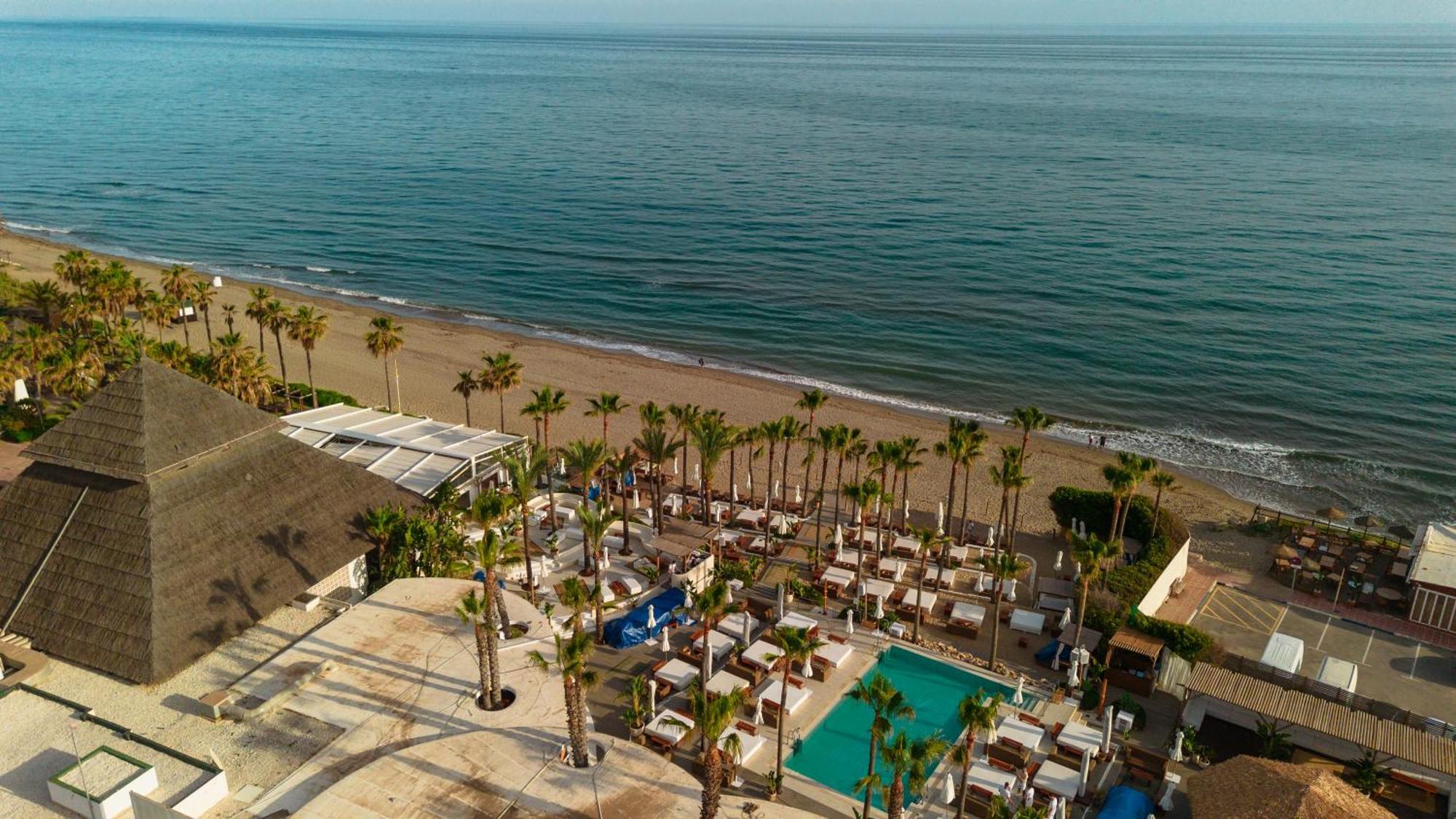 Apartment With Pool And Private Terrace With Sea Views In Elviria Apartment