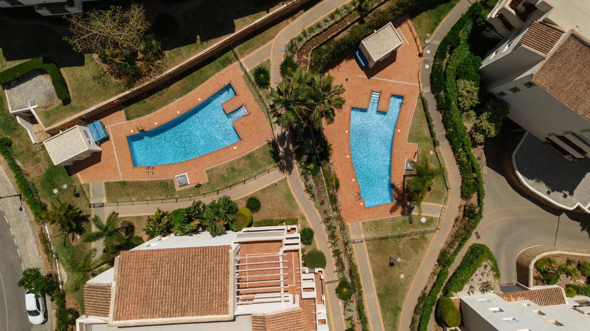 Apartemen Apartment With Pool And Private Terrace With Sea Views In Elviria